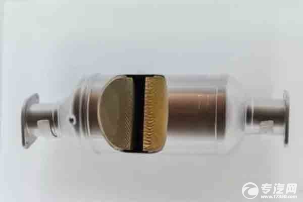 國六專用車上是不是都裝有顆粒捕捉器？